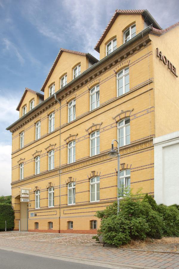 Akzent Hotel Delitzsch Ngoại thất bức ảnh